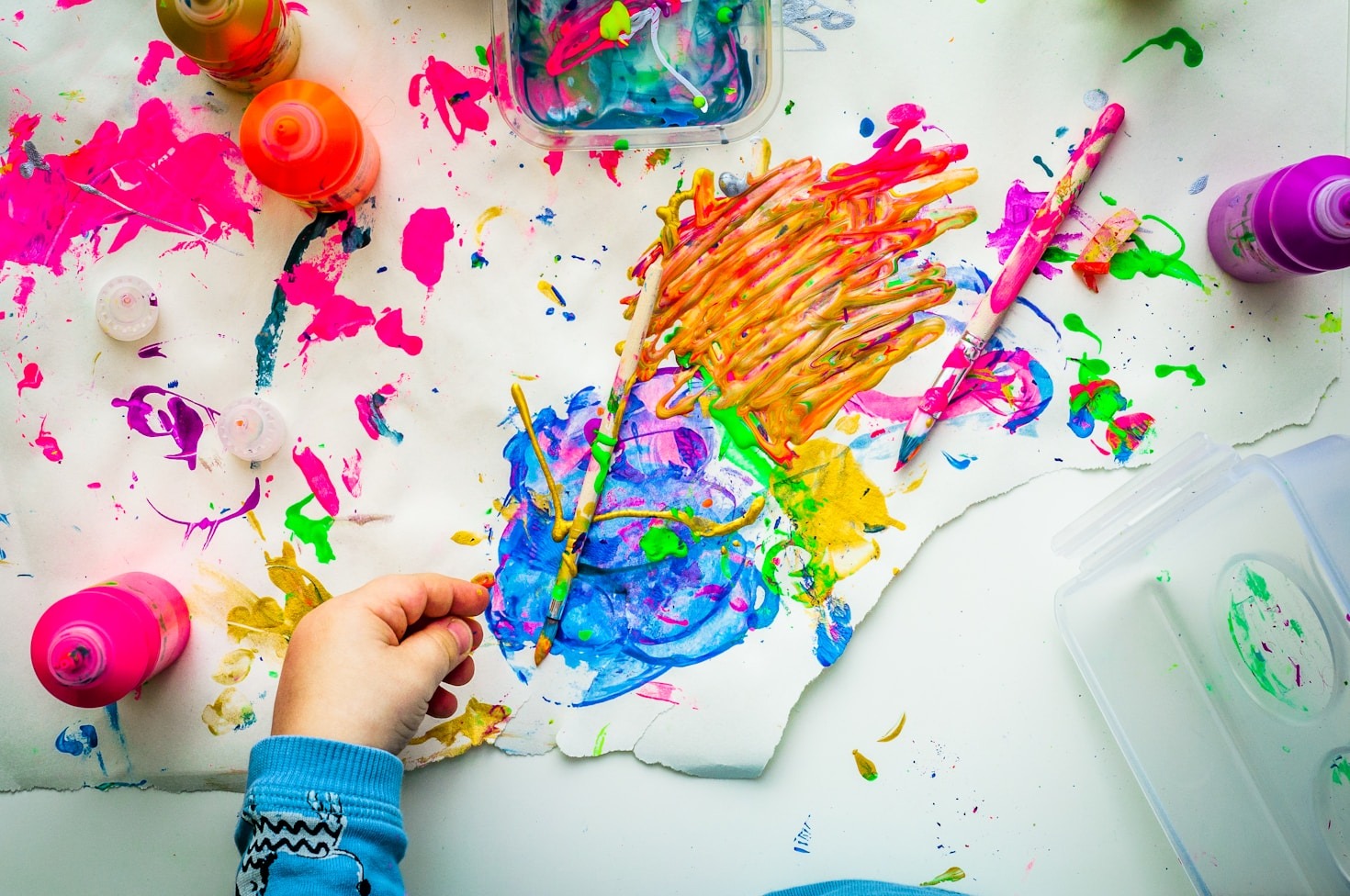 Crafting Stories Through Design: A Visual Exploration